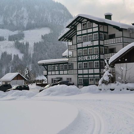 Pension Edelweiss Top21 Gosau Exterior photo