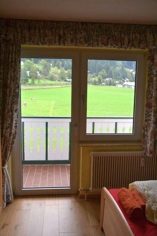Pension Edelweiss Top21 Gosau Exterior photo